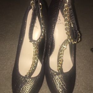 Scene platform high heel snake skin pumps